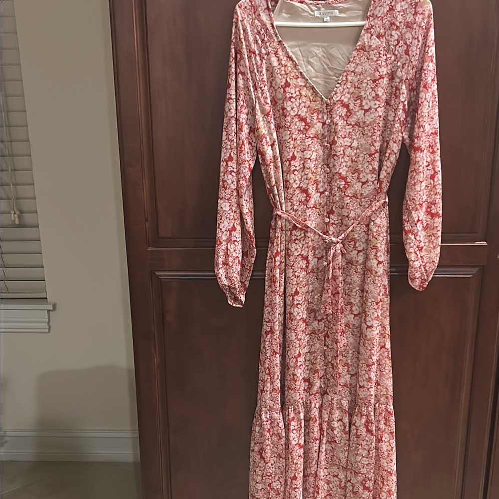 Floral V-Neck Long Sleeve Dress
